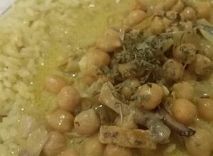 Una foto de Curry de garbanzos (🌱) vegano
