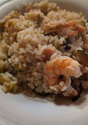 Foto di Riso con zucchina gamberi e salmone