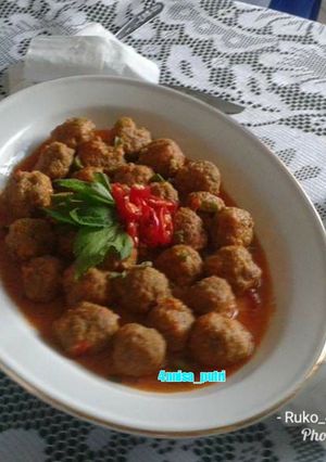 Foto resep Bola-bola ikan patin bumbu merah