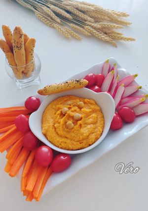 Une photo de Houmous carotte