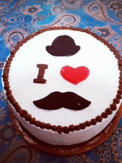 عکسی از دستور کیک تولد 🎂🎂🎂🎂 بر پایه کیک اسفنجی🎂