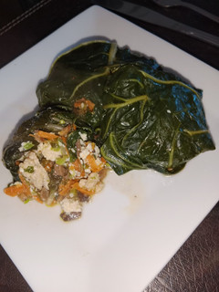 Una foto de Rollo de acelga relleno