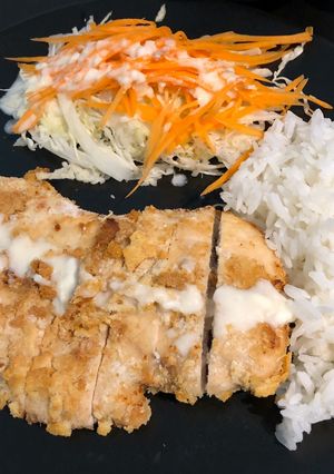 รูปของ ไก่ทงคัตสึ กับ สลัด