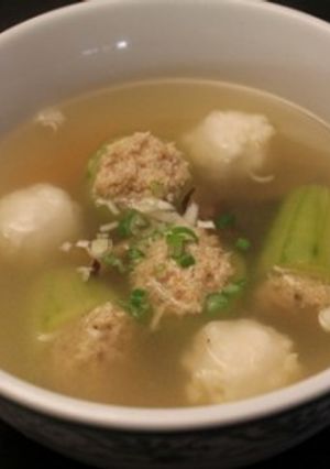 Hình của món Canh dưa leo nhồi thịt.