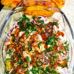 A picture of Boondi Chana Chaat.