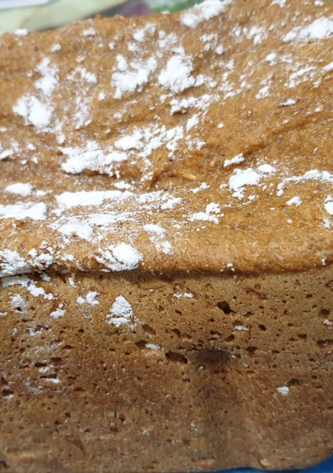 Una foto de Pan de tomate y olivada en panificadora