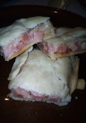 Una foto de Torta de mortadela y muzzarela 😋