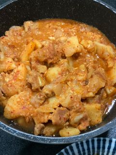 A picture of Korean Pork with Potatoes.