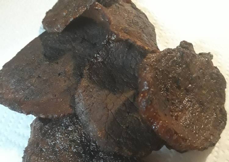 How to Make Recipe of Peppered Black Vinegar Beef Jerky