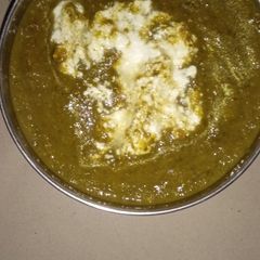 A picture of Sarso ka Saag.