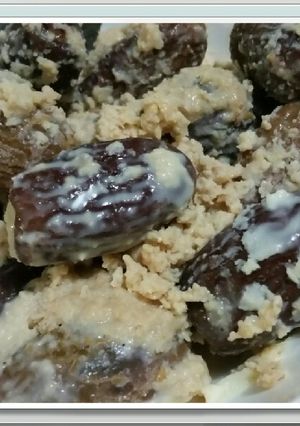 A picture of Milky dates.
