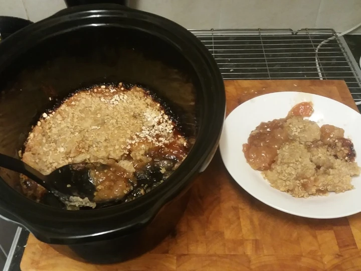 How To Prepare Slow Cooked Apple Crumble which Delicious