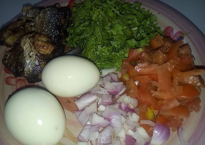 Recipe of Delicious Salad with fish