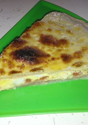 Una foto de Tarta de jamón y queso económica