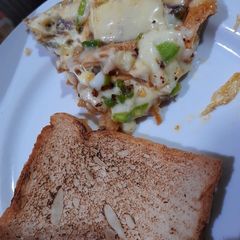 A picture of Hash Brown omelet.