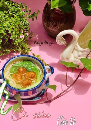 Hình của món Mì cá viên cà ri.