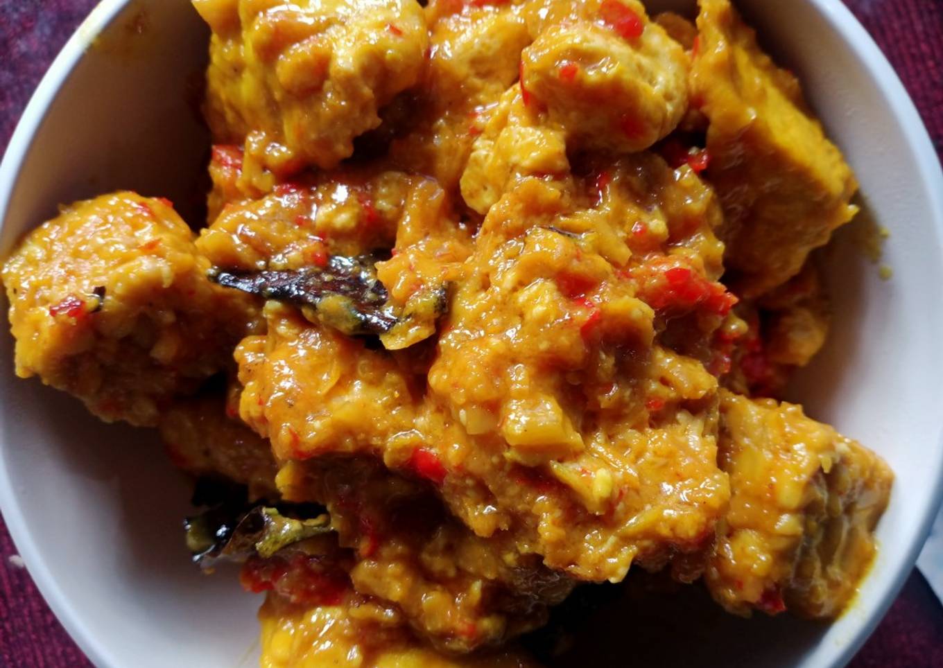 Momoh tahu dan tempe