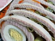 Una foto de relleno de matambre