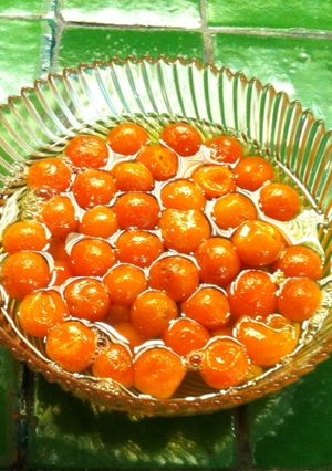 Una foto de Kumquats al limón