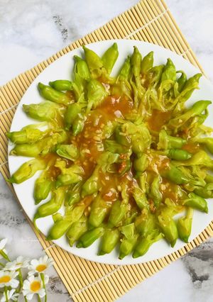 Foto resep Bunga Turi Cah Bawang Putih