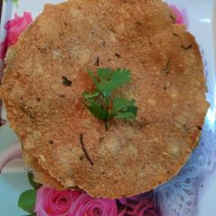 A picture of Aloo papad.