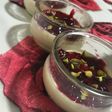 Panna cotta con mermelada de frambuesa