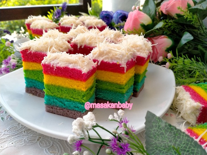  Bagaimana cara memasak Resep Rainbow Cake Kukus Cantik Mudah Dibuat dijamin gurih