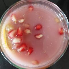 Pomegranate lemonade A picture of Pomegranate lemonade.