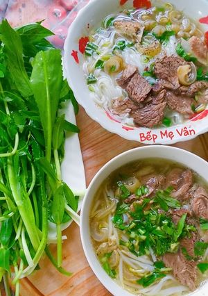 A picture of Beef Pho.