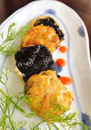 Hình của món Chả đậu hũ rong biển.