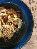 Insalata di carciofi con dressing al sesamo