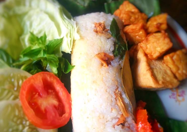 Nasi bakar teri cumi