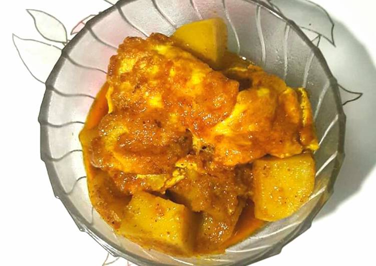 Egg Omelette Potato Curry