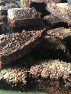 Una foto de Brownie chocolate y naranja