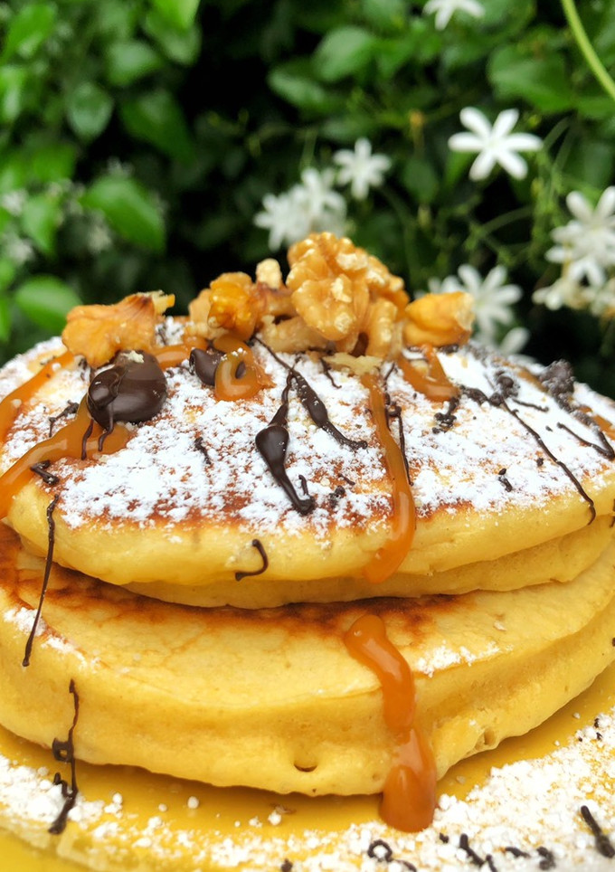 Una foto de Panqueques súper esponjosos rellenos de dulce de leche