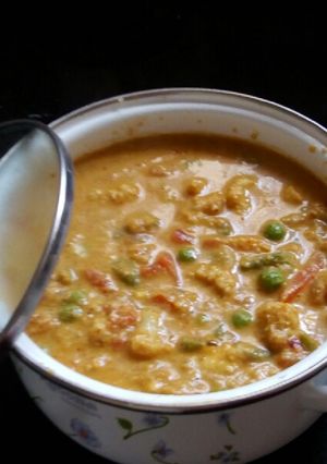 A picture of Veg korma.