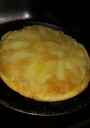 Una foto de Torta de manzana invertida
