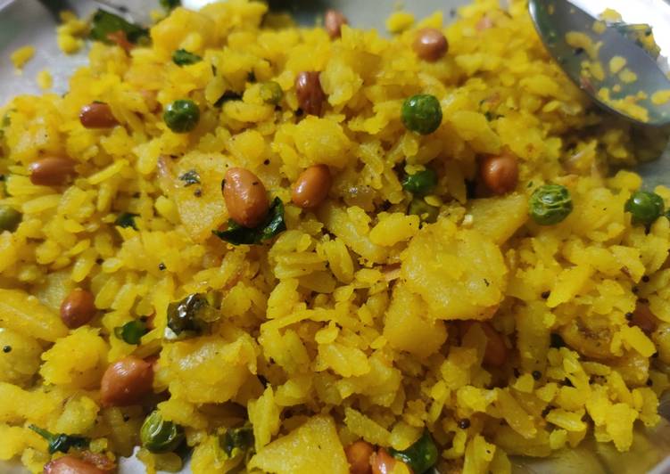 Step-by-Step Guide to Make Homemade Indori Poha