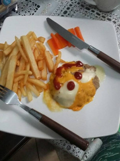 Foto resep beef patty saus keju simple