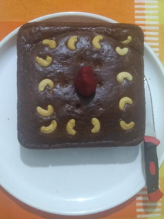 হোল হুইট নলেন গুড়ের কেক রেসিপির প্রধান ছবি