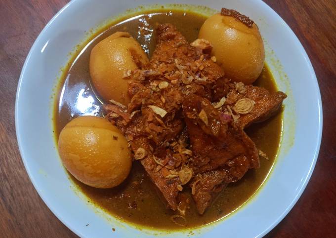 Resep Semur tahu dan telur (pelengkap nasi uduk) oleh tommy wiriadi ...