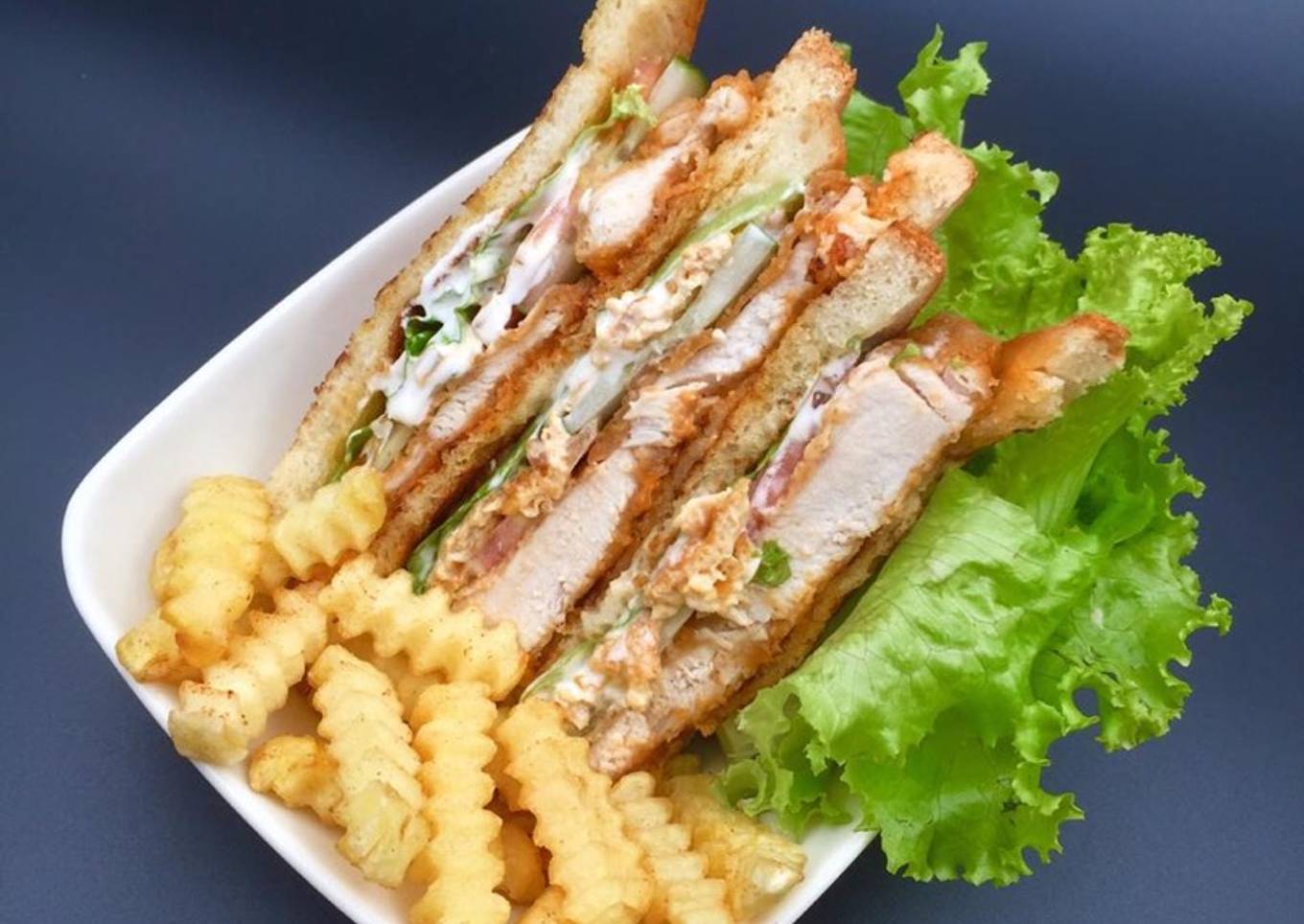 Bagaimana Menyiapkan Fried Chicken Sandwich Anti Gagal