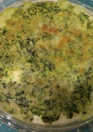 Una foto de Espinacas a la crema con huevos poché con MCC o Thermomix