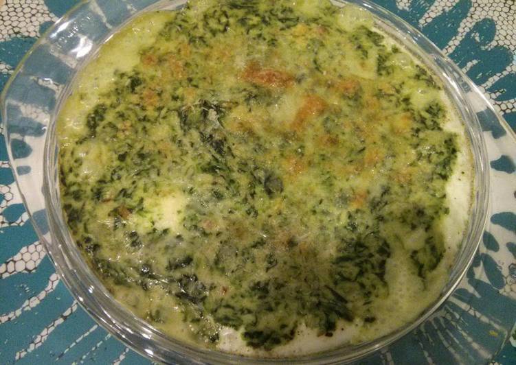 Espinacas a la crema con huevos poché con MCC o Thermomix