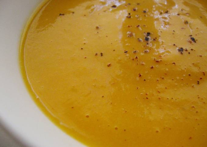 Simple Creamy Butternut Squash Soup