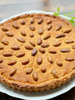A picture of Peanut Butter Tart.