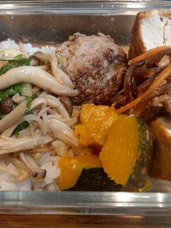 My便當菜-薑絲炒三菇 的食譜成品照片