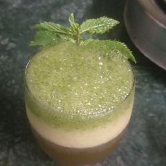 A picture of Mint lemonade.