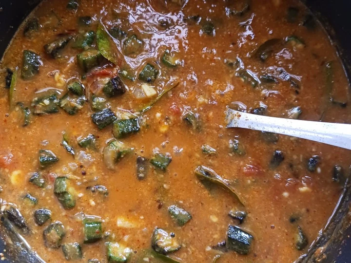 Recipe Bhindi Curry which Delicious