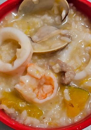 南瓜海鮮粥 的食譜成品照片